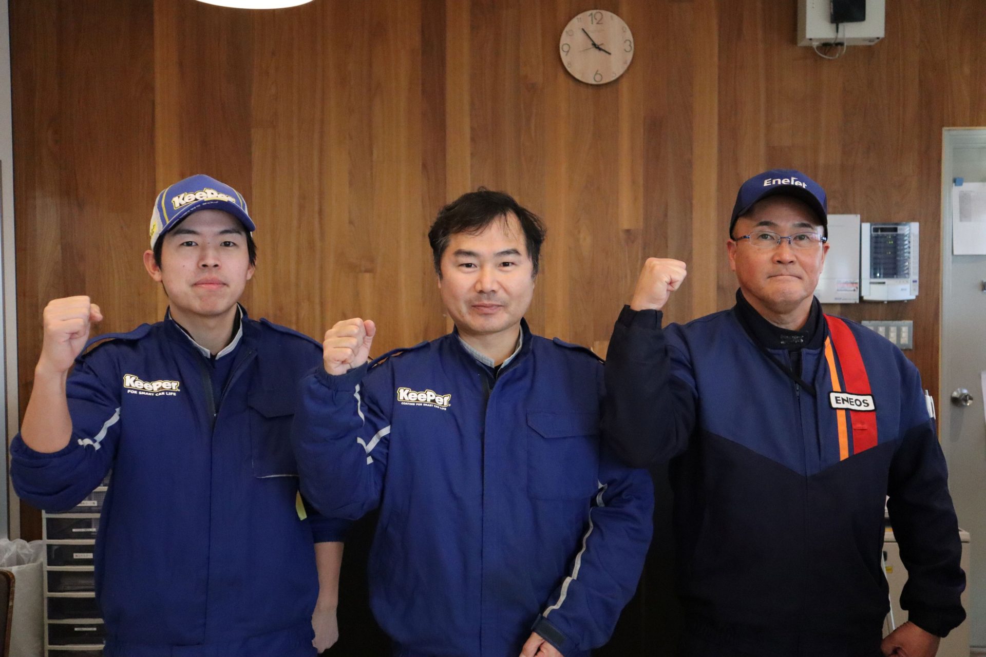 社歴25年以上の大御所ぞろい！「EneJet湖南草津SS」へ | 株式会社尾賀亀